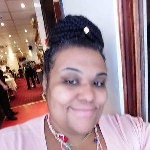 Meet your Posher, Rosa